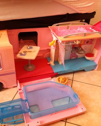 camper  dei sogni di Barbie