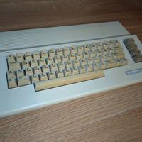 Commodore 64 Personal Computer