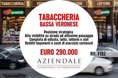 Attività / Licenza di 70 m² con 1 locale a Verona