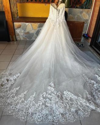 Abito da sposa Champagne con Swarovski