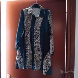   coprispalla beige e blu 