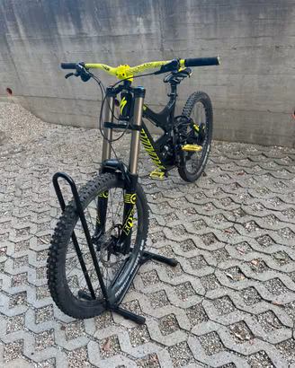 Specialized Demo 8
