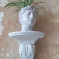 Capitello in gesso con mensola