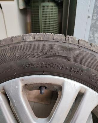 4 Gomme 4 stagioni 195/60/15