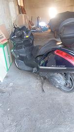 Aprilia Atlantic 500 scooter