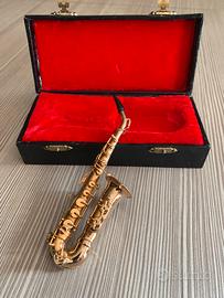 Strumento in miniatura