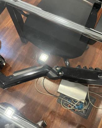 Braccio porta monitor da scrivania - attacco VESA