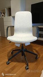 LÅNGFJÄLL Sedia per riunioni con braccioli