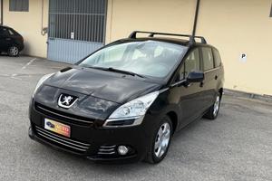 Peugeot 5008 1.6 HDi 112CV 7 posti 2013