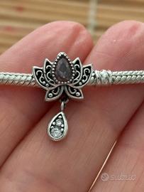 Charm FIORE DI LOTO in argento s925