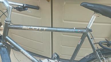 bici uomo scott