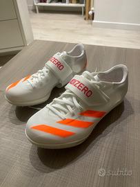 Scarpe Adidas Adizero HJ per salto in alto.