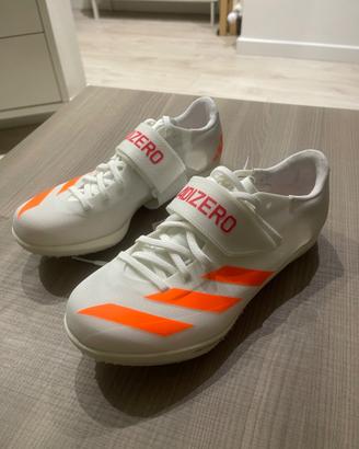 Scarpe Adidas Adizero HJ per salto in alto.