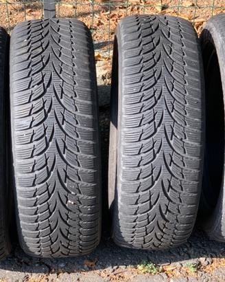 4 Gomme invernali NOKIAN 195/55 R15 89H XL usate