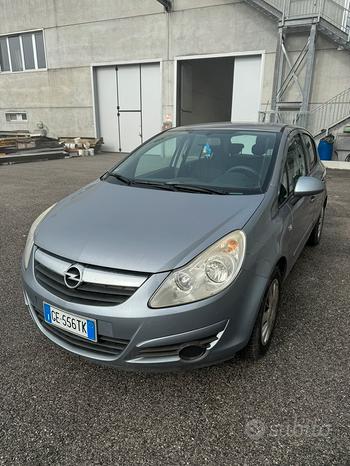 Opel corsa 1.2 benzina OK NEO