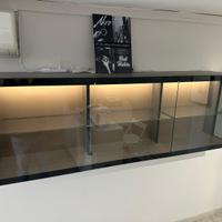 Scaffale sospeso in vetro