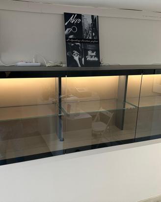 Scaffale sospeso in vetro