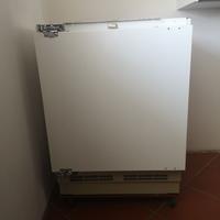 FRIGO DA INCASSO MIELE cm H 82 L 60 P 56