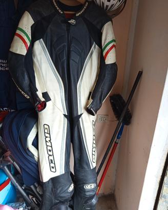 tuta moto
