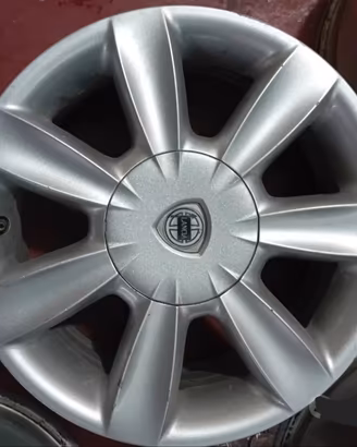 Cerchi in lega lancia ypsilon 