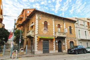 VILLA SINGOLA A PORTO SANT'ELPIDIO
