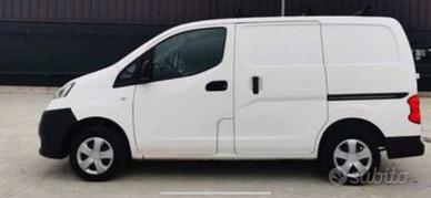 Nissan NV 200 1.5 dCi 90 cv refrigerato autoclima