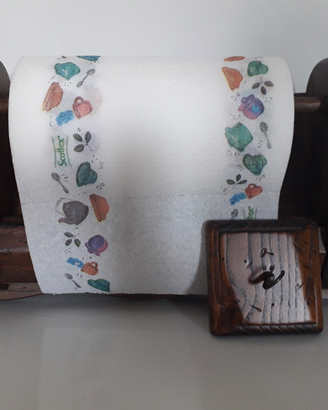 Porta rotoli a parete in legno - presina