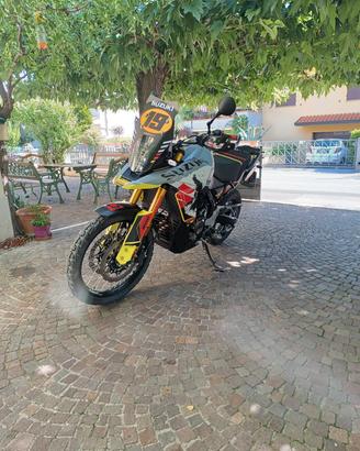 Suzuki V-Strom 800 DE