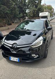 Clio RS Trophy 2017 - 220cv - Valuto permuta