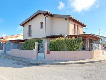 Villetta caposchiera bilivelli