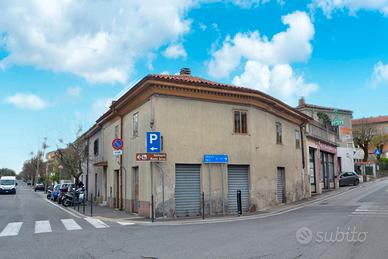 PROSECCO centro, casetta su due piani