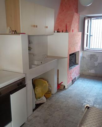 BILOCALE CON INGRESSO INDIPENDENTE