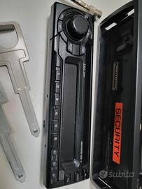 autoradio Clarion cd come nuovo