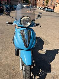 Beverly 250ie