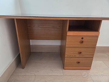 Scrivania in Legno con Piano in Vetro Rimovibile 