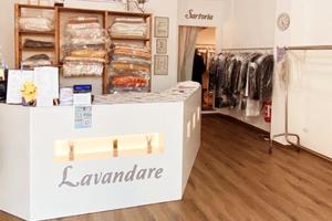 Attività commerciale/Recapito lavanderia,stireria