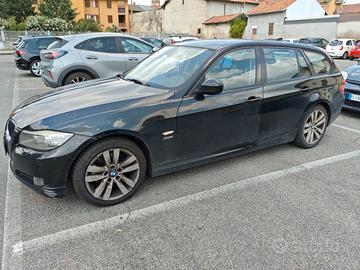 BMW 320 XDRIVE Touring Anno 2010