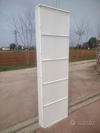 Scarpiera in metallo con cinque ante a ribalta