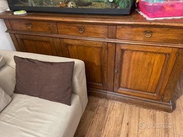 Mobile in legno massello