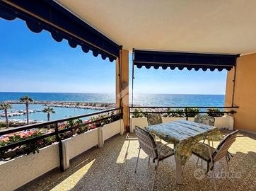5 LOCALI A SAN LORENZO AL MARE