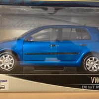 Welly VW Golf V blu rara 1:18