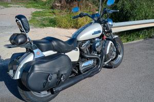 Harley-Davidson XL1200C Custom - Solo 23.000 km