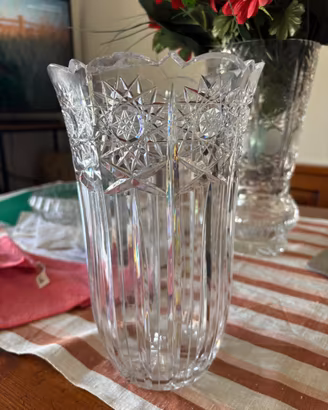 Vaso in cristallo molato vintage