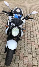 Suzuki SFV Gladius 650 - 2009