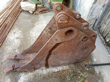 benna grigliata miniscavatore 2 denti 