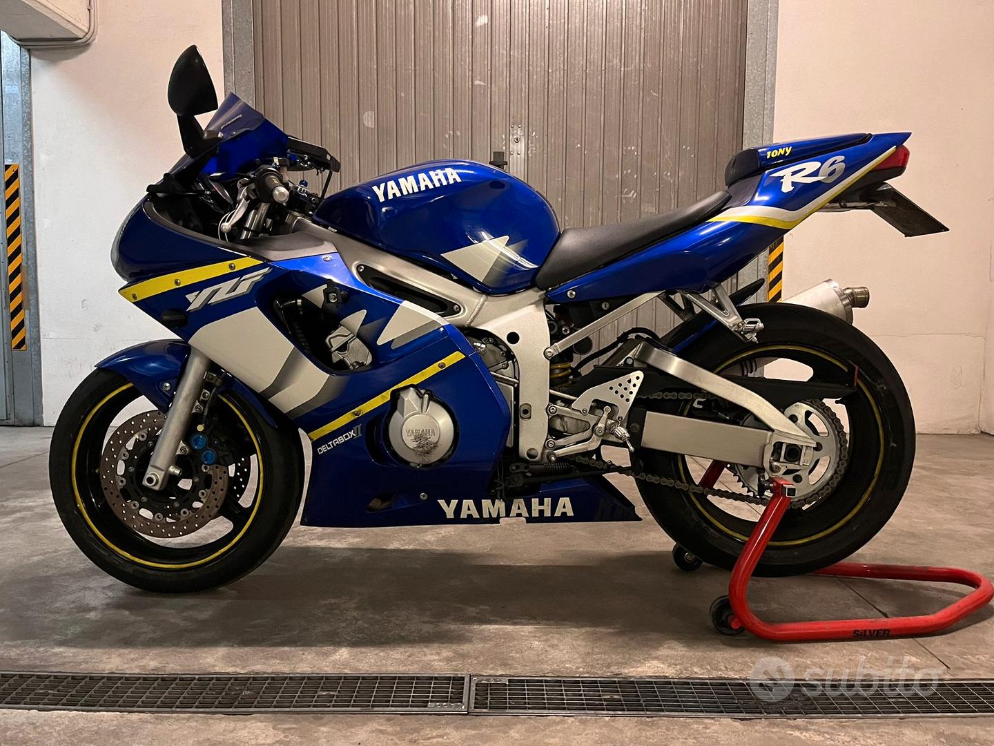 Yamaha YZF R6 2000 Moto e Scooter In vendita a Roma