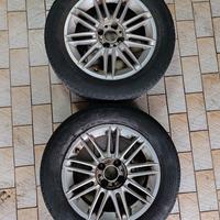 2 cerchi in lega più gomme