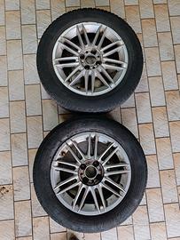 2 cerchi in lega più gomme