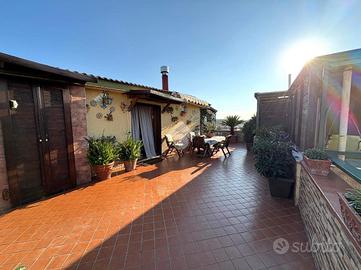 4 LOCALI A SANT'ANASTASIA