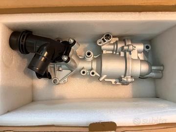 Pompa Acqua Motore per C300 W205 L4 2.0L Benzina
